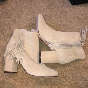 NEVER WORN booties